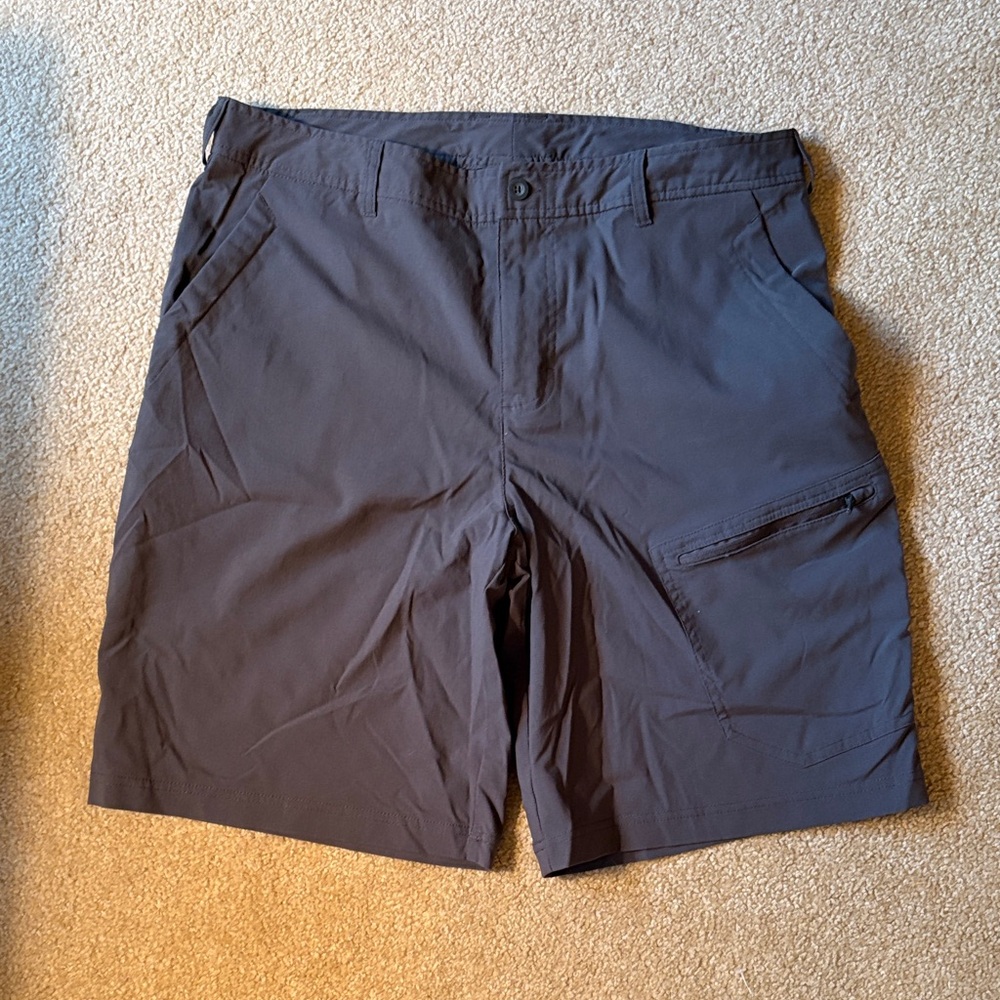 Champion Men's Dark Gray Cargo Shorts